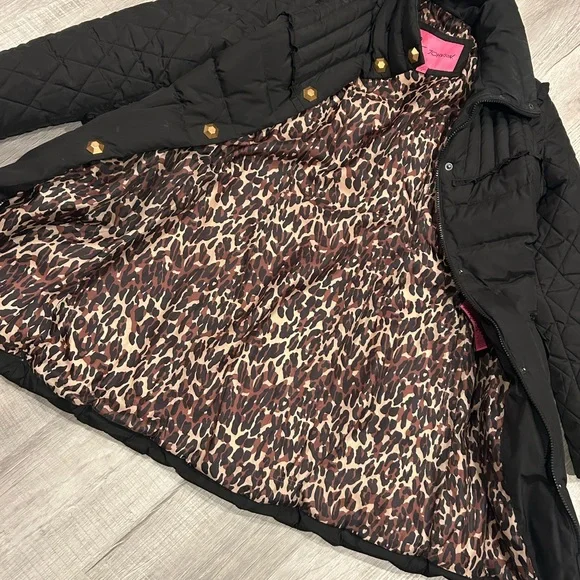 Betsy Johnson puffer Women's Coat - Picture 7 of 8